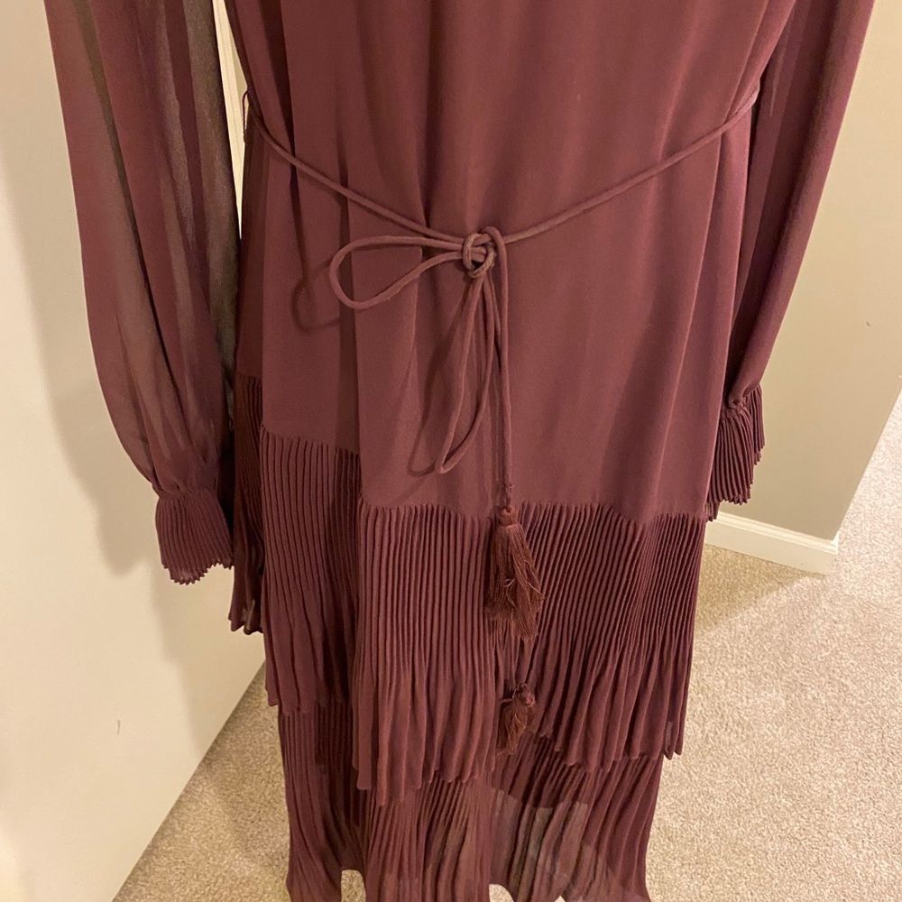 Dress   - Picture 8 of 13